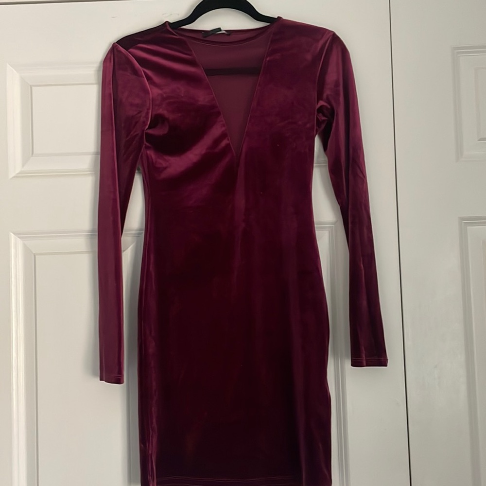 Forever 21 velvet long sleeve bodycon dress
